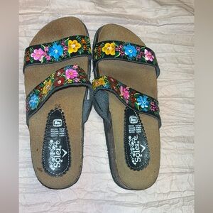 Artisanal sandals